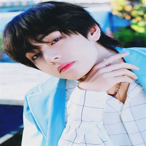 100 fakten über kim taehyung.